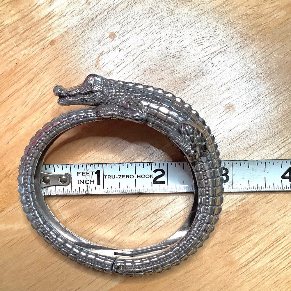 Brighton Later Gator Swarovski Crystal Silver Alligator Hinged Bangle Bracelet - Picture 14 of 16